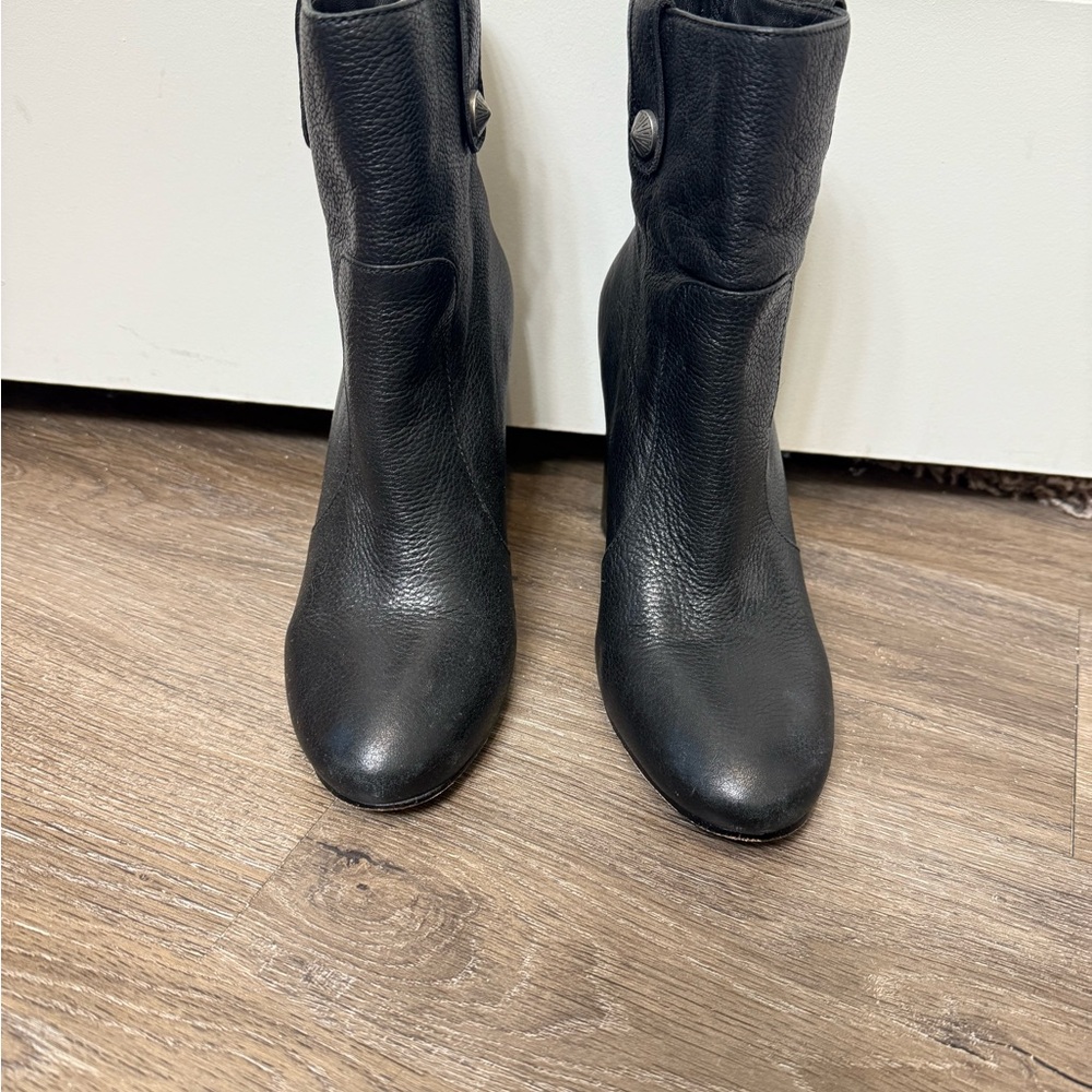 PAIGE Black Ankle Boots Sleek Minimalist Design